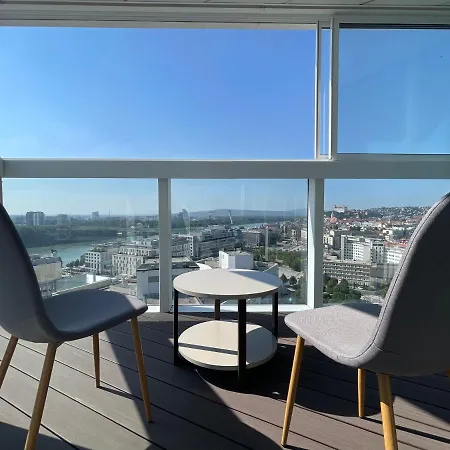 Sag Panorama 3 19th Floor Great View Free Parking * Bratislava