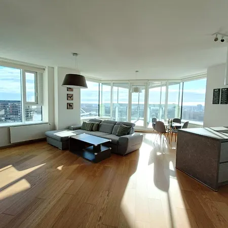 Sag Panorama Apartment 3 Rooms 19Th Floor Great View Free Parking Apartment Bratislava