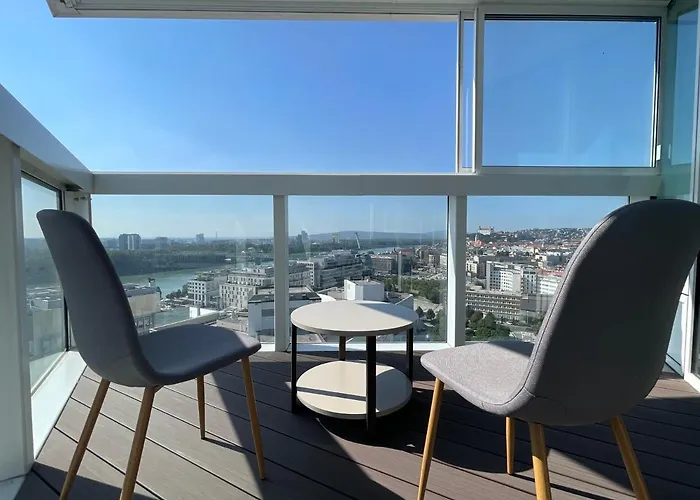 Sag Panorama Apartment 3 Rooms 19Th Floor Great View Free Parking * Pressburg