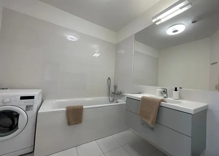 Apartment Sag Panorama Apartment 3 Rooms 19Th Floor Great View Free Parking Pressburg