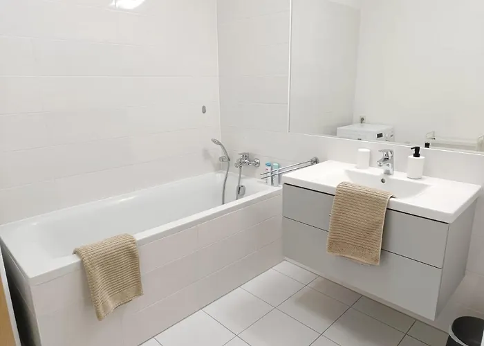 Sag Panorama 3 19th Floor Great View Free Parking *