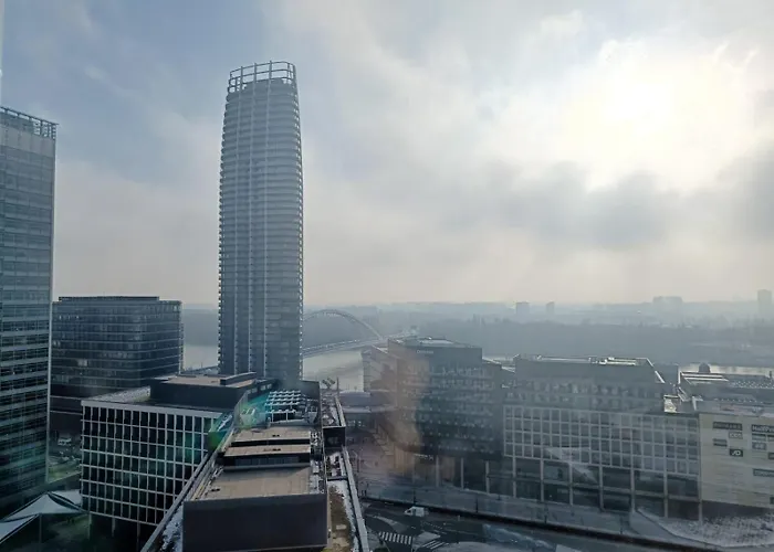 Sag Panorama Apartment 3 Rooms 19Th Floor Great View Free Parking Apartment Pressburg